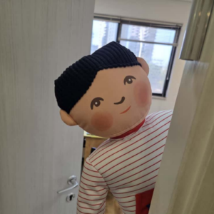 الدمية زميلة في الروضة!